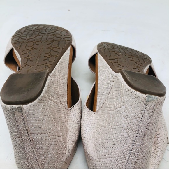 Gentle Souls Inna Snake Print Leather Wedge Sandals. - Picture 8 of 10